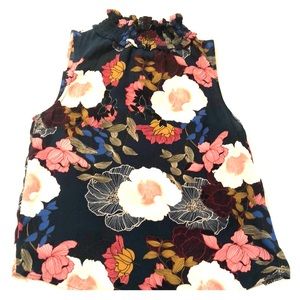 Sleeveless blouse